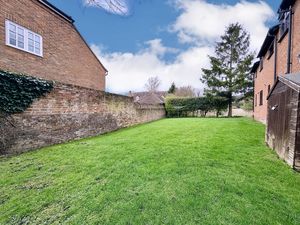 Photo 1- click for photo gallery